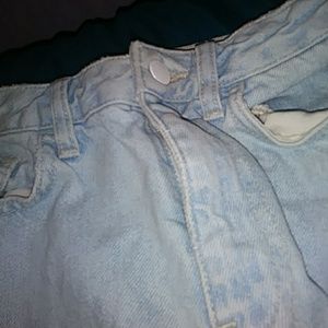 Forever 21 Pants - Light Wash mom jeans Forever 21 Pants - Light Wash mom jeans